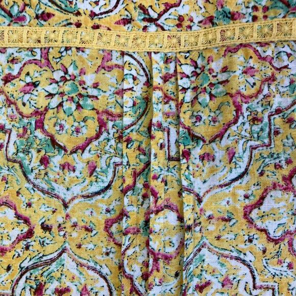 Anthropologie Pilcro Sz 1X Pintuck Peasant Blouse Yellow Floral Crochet Cottage - Picture 14 of 16